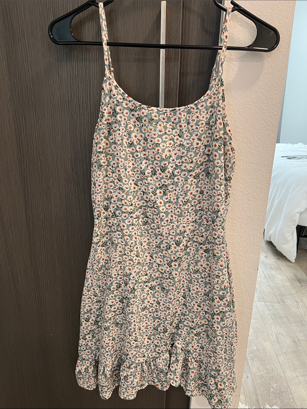 Floral Ditsy Print Spaghetti Strap Sundress